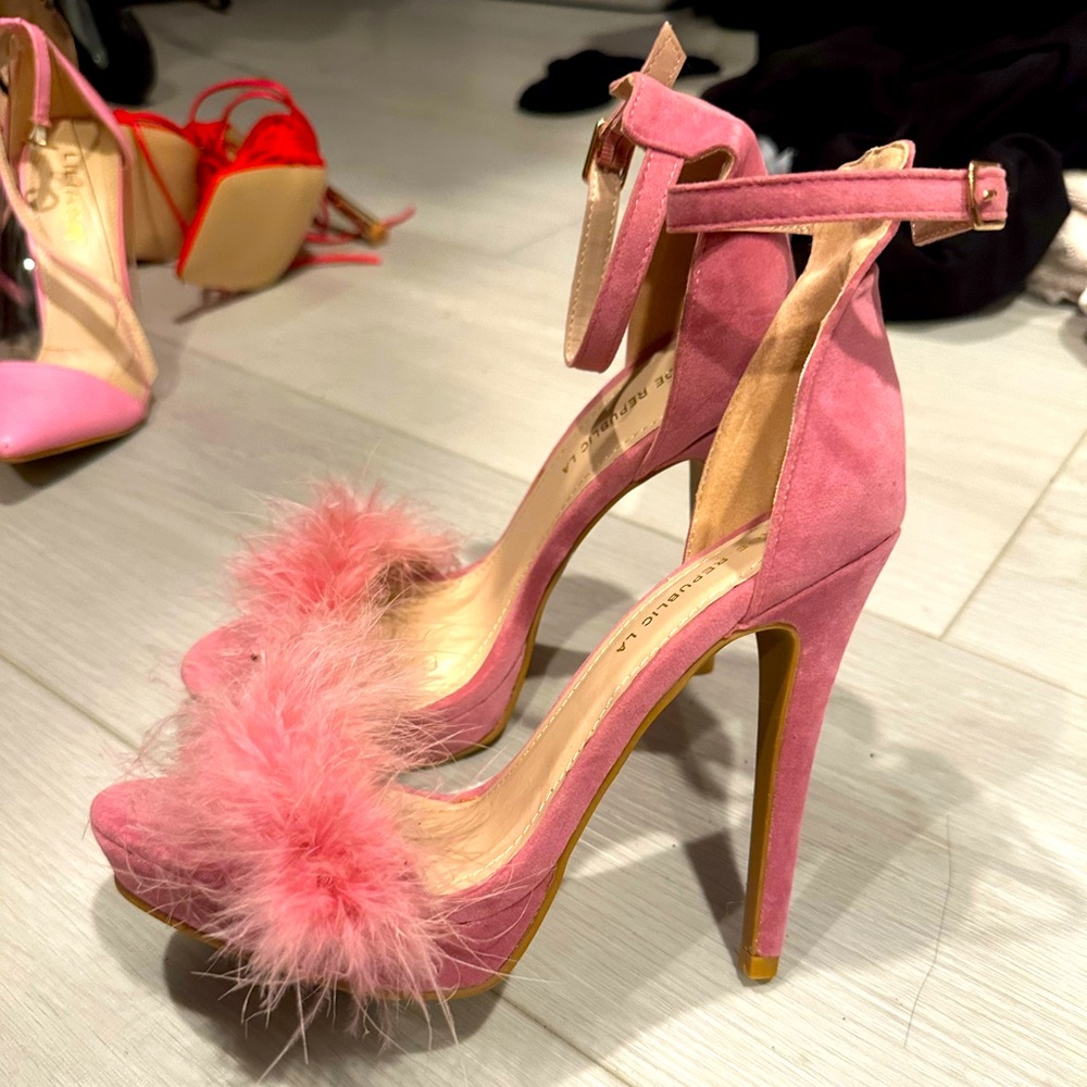 Pink fur heels